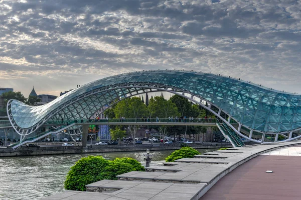 Ponte da Paz - Tbilisi, Geórgia — Fotografia de Stock