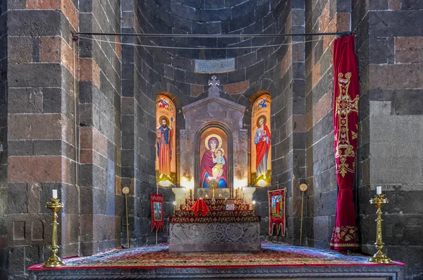 Die Kirche des Heiligen Hripsime - echmiadzin, armenien — Stockfoto