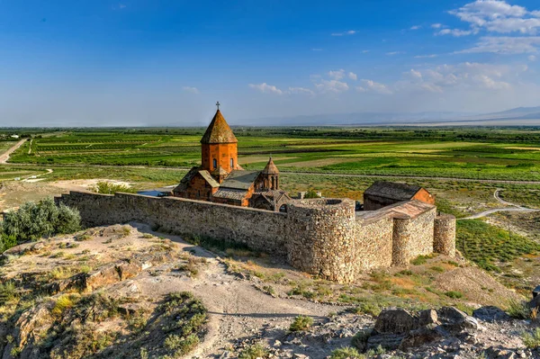 Klasztoru Khor Virap znacznie - Armenia — Zdjęcie stockowe