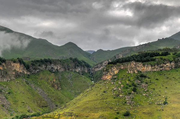 Paisaje panorámico - Kazbegi, Georgia — Foto de Stock