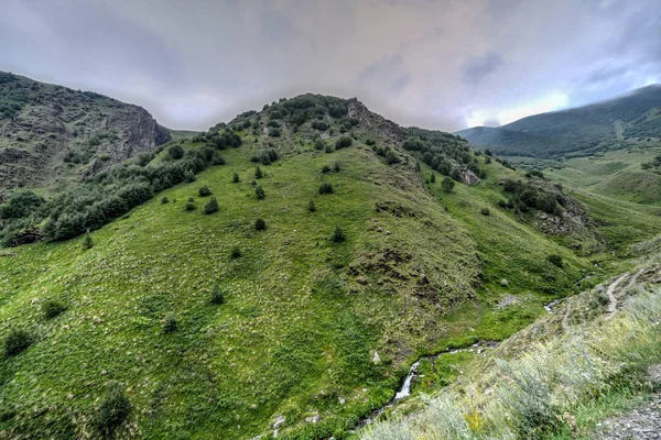 Paisaje panorámico - Kazbegi, Georgia — Foto de Stock