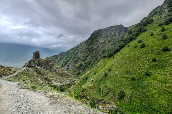 Paisaje panorámico - Kazbegi, Georgia — Foto de Stock