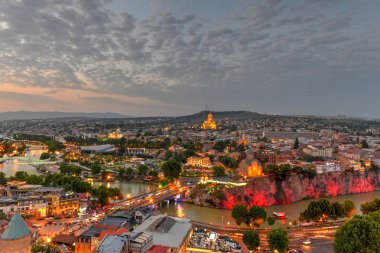Panoramic şehir manzaralı-Tiflis, Gürcistan
