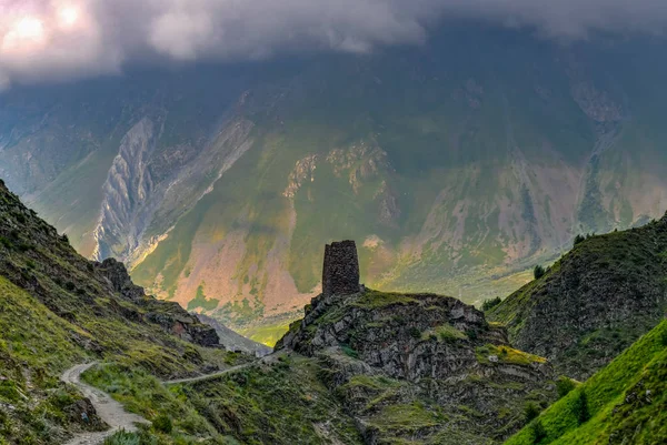 Panorama landskap-Kazbegi, Georgien — Stockfoto