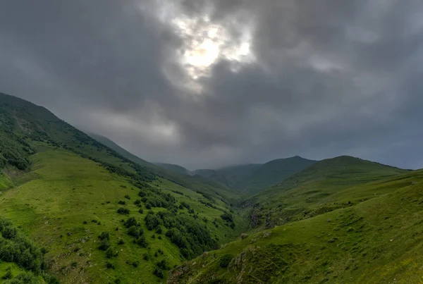 Panorama landskap-Kazbegi, Georgien — Stockfoto