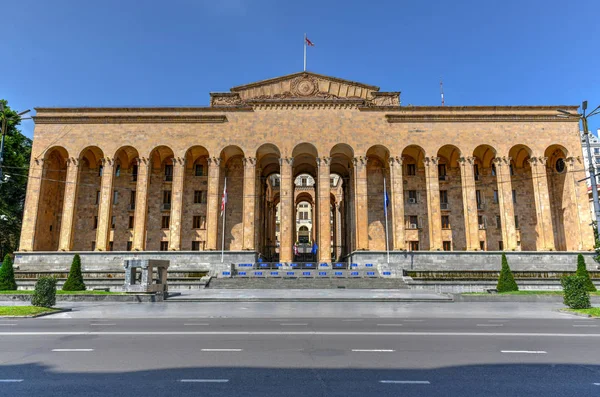 Старий парламент — Тбілісі, Грузія — стокове фото