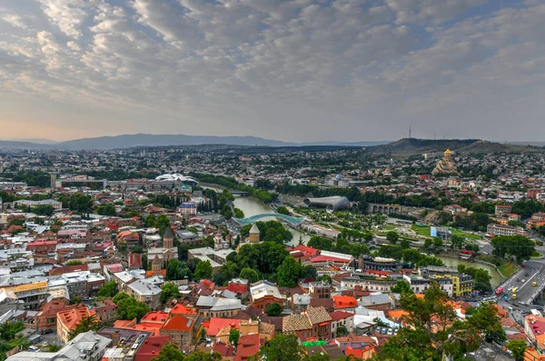 Vista panorámica de la ciudad - Tiflis, Georgia — Foto de Stock