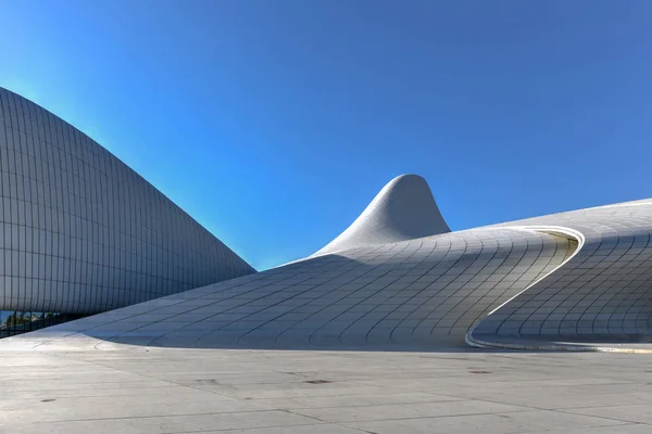 Centro Heydar Aliyev - Baku, Azerbaijão — Fotografia de Stock