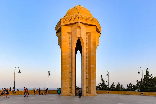 Памятник Шахидлару - Баку, Азербайджан — стоковое фото