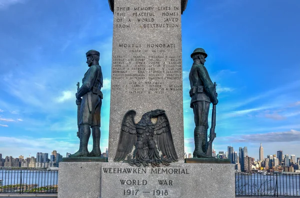 Weehawken World War I Veterans Memorial - Weehawken, NJ — Stock Photo, Image