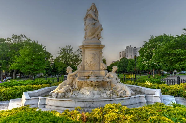 Heinrich Heine Çeşmesi - New York — Stok fotoğraf