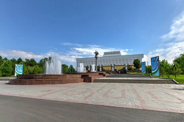 Turkiston Concert Hall - Tashkent, Uzbekistán — Foto de Stock
