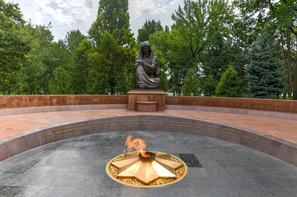 Memorial Square - Tashkent, Uzbekistan — Stock Photo, Image