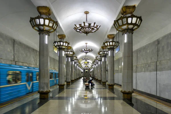 Yunus Rajabiy Metro - Tashkent, Uzbekistan — Zdjęcie stockowe