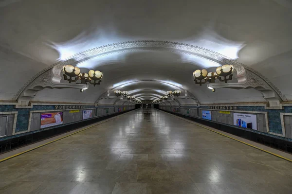 Метро Озбекистон - Ташкент, Узбекистан — стоковое фото