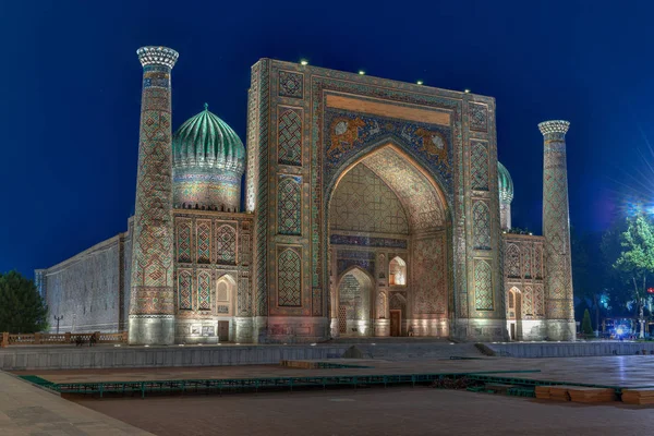Registan-Samarkand, Oezbekistan — Stockfoto