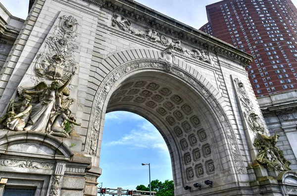 Arco Triunfal Columnata Del Renacimiento Griego Entrada Manhattan Del Puente —  Fotos de Stock