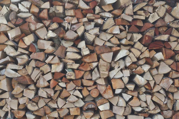 Dřevěný Hromádku Poblíž Venkovský Dům — Stock fotografie