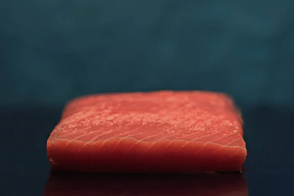 Güzel parça kırmızı balık