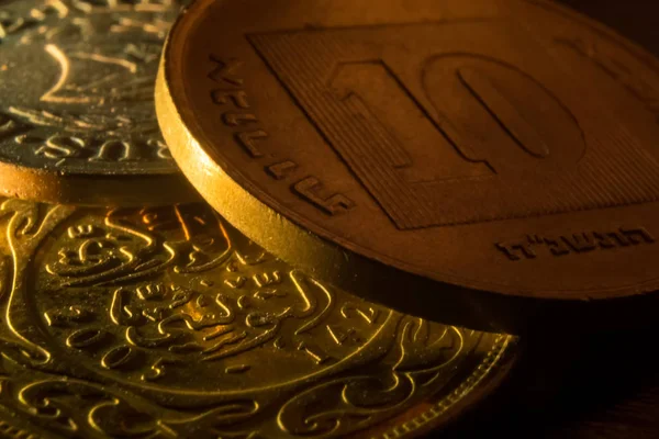 Karanlık ışıklar uluslararası para yığını