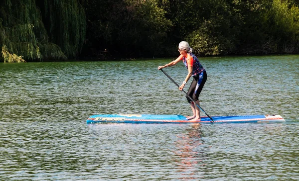 Bray Velká Británie Září 2018 Žena Řádky Stand Paddle Board — Stock fotografie