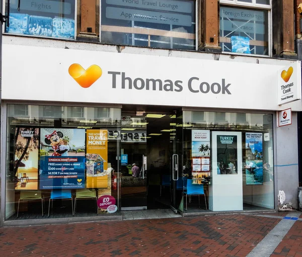 Reading Reino Unido Mayo 2018 Fachada Tienda Thomas Cook Travel —  Fotos de Stock