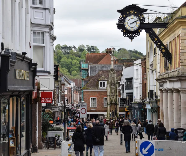 Winchester Velká Británie Dubna 2018 Davy Nakupujících High Street — Stock fotografie