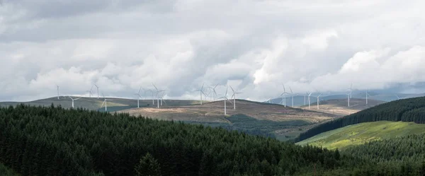 İskoç Hills Moffat yakınındaki bir modern rüzgar çiftliği