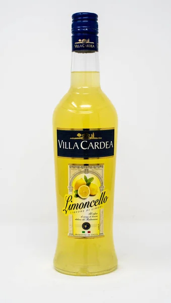 Limoncello лимонний лікер — стокове фото