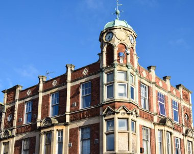 Co-operatif toplum Binası