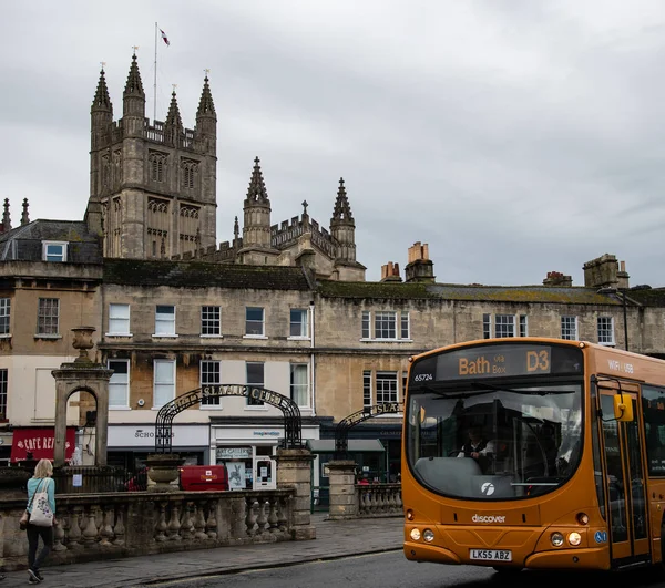 Bus y Catedral — Foto de Stock