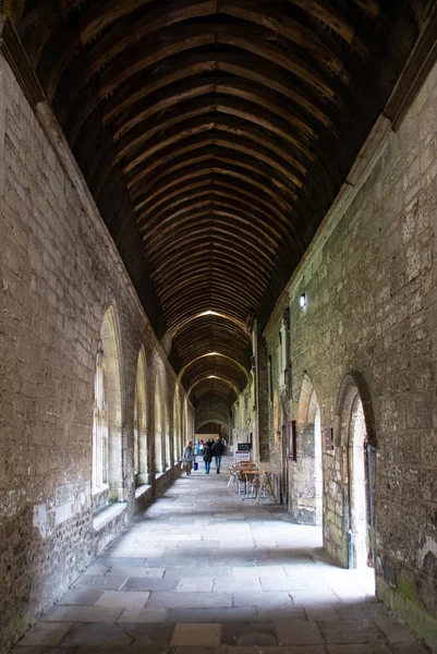 Kathedraalklooster zicht — Stockfoto