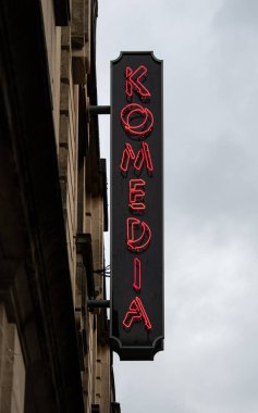 Komedia neon işareti