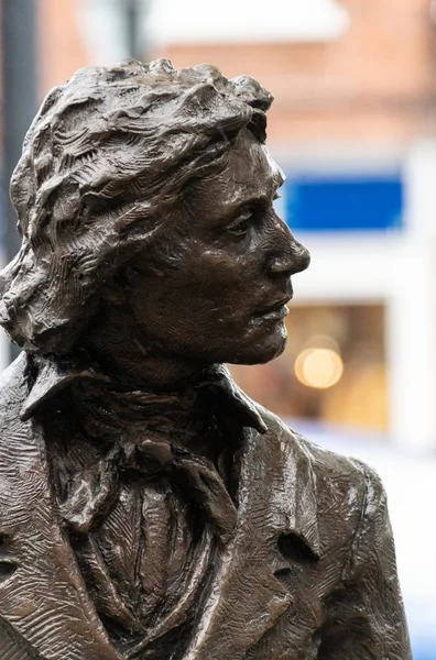 Keats Heykeli