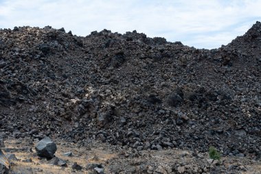 Bazalttan yapılmış