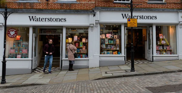 Guildford United Kingdom November 2019 Entrance Waterstones Bookshop High Street — Stock Photo, Image
