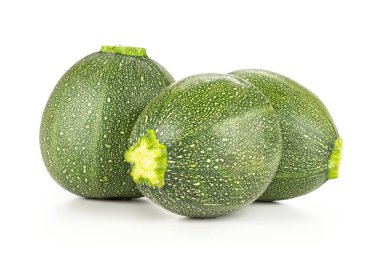 Üç kabak yeni yaz squash üzerinde beyaz adam izole yuvarlak