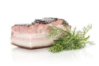 İngilizce pastırma tek parça bir taze bahar dalı üzerine beyaz izole dereotu ile