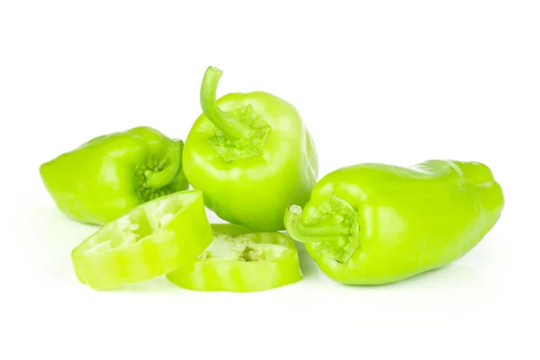 三组全二片淡绿色甜椒分离 — 图库照片