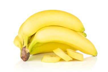 Tüm üç dilim altı beyaz arka plan üzerinde izole taze sarı muz bir küme grubu