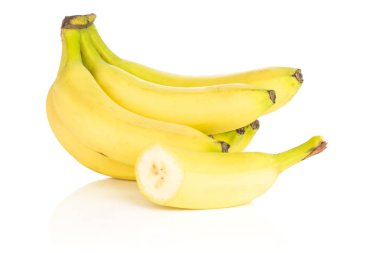 Yarım bütün sürü beyaz arka plan üzerinde izole taze sarı muz