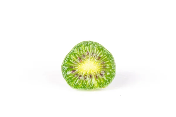 Een Halve Verse Groene Mini Baby Kiwi Fruit Geïsoleerd Witte — Stockfoto