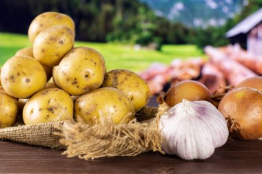 Adım adım tarifi fırında patates soğan ile doğa ülke ile