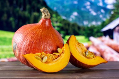 Taze kırmızı kuri kabak hokkaido ülke doğa ile