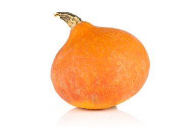 Taze kırmızı kuri kabak hokkaido beyaz izole.