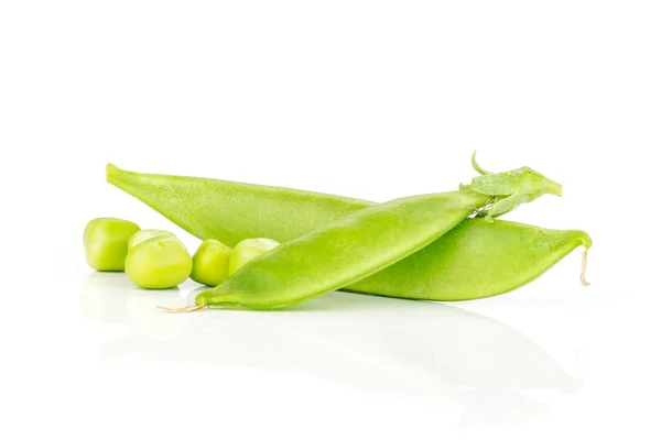 녹색 설탕 스냅인 완두콩 흰색 절연 — 스톡 사진