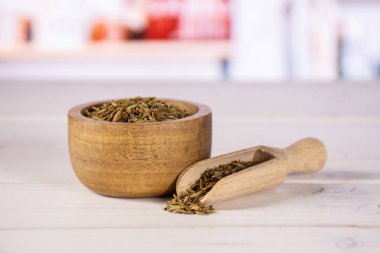 Roma kimyon cumine ile mutfak arkasında