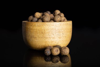 Siyah cam izole kuru yenibahar çilek