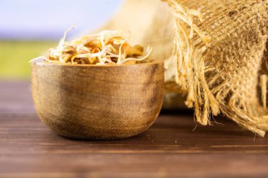 Mercimek lahanası alanının arkasında ile