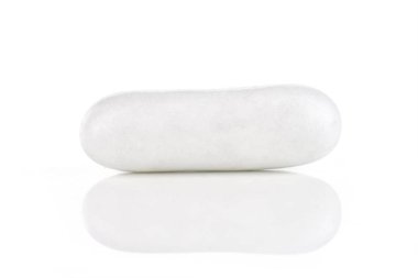 Meyan kökü tatlı comfit beyaz izole